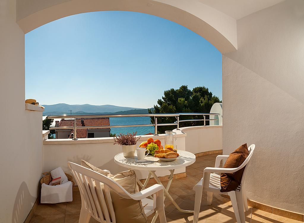 Villa Croatica Apartments Zaboric Εξωτερικό φωτογραφία