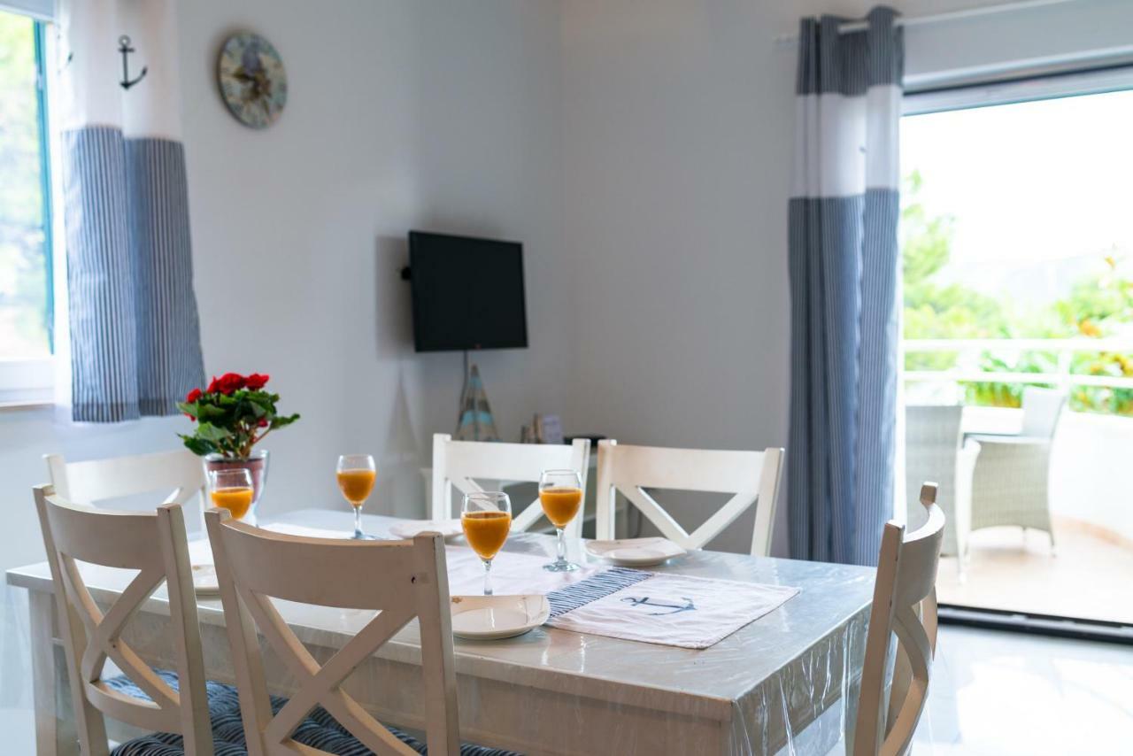 Villa Croatica Apartments Zaboric Εξωτερικό φωτογραφία