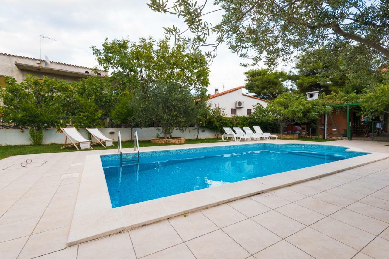 Villa Croatica Apartments Zaboric Εξωτερικό φωτογραφία